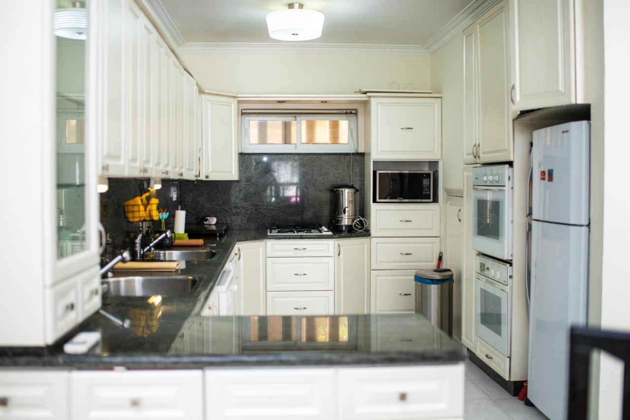 Spacious By The Orient Hotel - 4 Bdr Apartment Jerusalem Ngoại thất bức ảnh